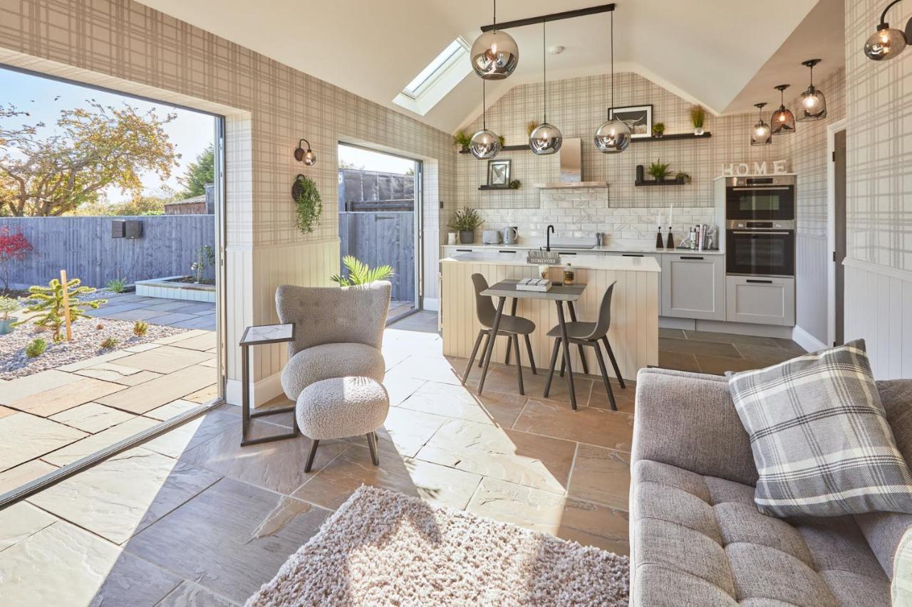 Host & Stay - The Stables Yarm Luaran gambar